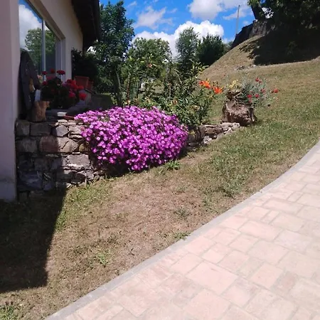 027-28 - Il Boschetto Con Piscina, Pace E Natura Alloggio per agriturismo Cavizzano